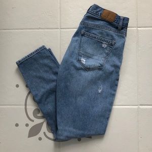 American Eagle Mom Jeans